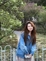 潜入公司富二代小姐姐的出租房