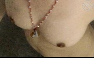 小姨子大奶子都没人看了1