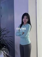 蓝上衣骚紧身裤，我叫胡虹慧你记住，极品臭婊子胡虹慧想被操