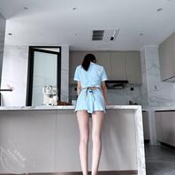 大家帮我看看下面那些衣服够骚,我买给我妈妈穿2