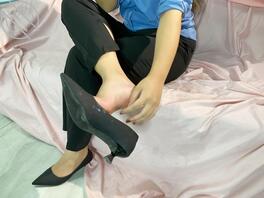 在职场为人陈总点拨了大外甥,舅妈的脚脚展示0