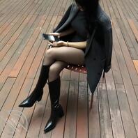 我妈今年四十，是公司老板娘，美熟贵妇类型。我爸五十多，在外地。来分析一下1