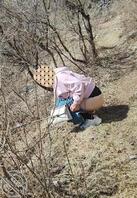 (真实记录)：东北骚干妈野外解急，借你们操一晚2