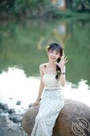 可爱师范学姐，小小一只不知道操起来怎么样呢。看着就很有掌控欲。2