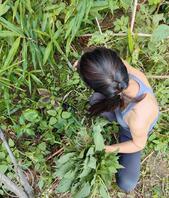 (真实偷怕)嫂子穿的瑜伽紧身勒逼裤1