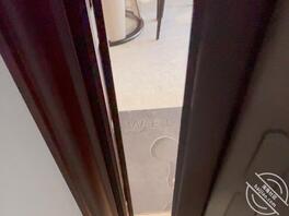 【NTR高清原创】下楼买水回来看到老婆在被操，被内射还掰开给我说精液好热2