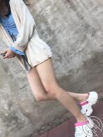 夏天的丝袜腿真多2