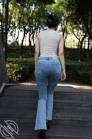 牛仔裤美女1