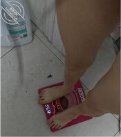 原创(6)偷拍女儿洗澡,居然是白虎,看到女儿只有70斤好心疼0