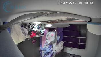 监控偷拍老婆跟别人视频自慰