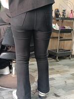 偷拍理发店老板娘大屁股，好像按着屁股后入猛操2