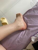 新疆阜康母狗，有偿，价格合适可以上门。一分价钱一分货，口的话，要剃毛1