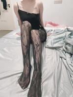 18岁女网友发来的福利  希望得到认真评论0