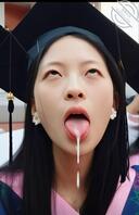 贡献妹妹这条母狗，随意羞辱评论，无底线贡献曝光她，怎么玩我妹0