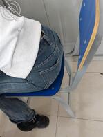 偷拍大学同学的屁股和白袜，极品1