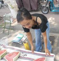 天热了我要吃瓜瓜