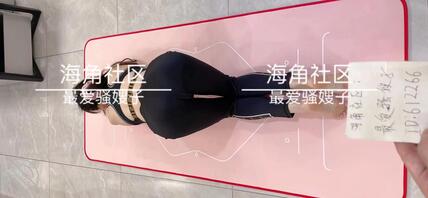 原创,嫂子做瑜伽,太性感了,没忍住,后入骚逼嫂子。2