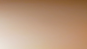 懵懵懂懂的对老妈的下体感觉到兴趣，真实的想法