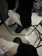 忽悠姐姐做网拍，让她给我发照片3姐姐回家了，拿她丝袜狠狠打胶0