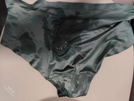 发现了姐姐的“大宝贝”