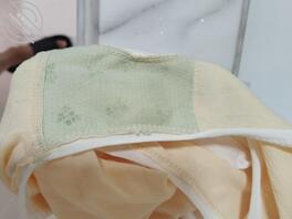 意淫女儿的一天，拿起她的两条内裤一起，想象着她的脸和逼，多留言才想继续发