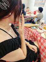 我的夜场妈妈（吃饭摸扎）