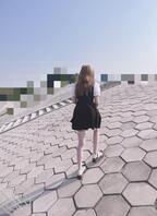 80 (原创金币贴)在有路人的大坝上妹妹偷偷吃鸡2