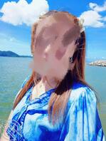 听我姐说小姨离婚了，我突然想操她了