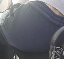 偷拍女同事大屁股20