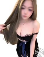 和骚母狗姐姐小玉打算穿这件衣服出去露出,海友们遇上可以操她0