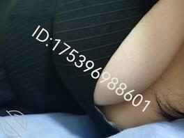 穿得这么性感，不偷拍几张怎么行！乳交尤物，2