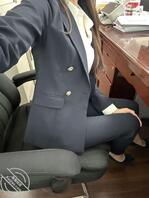 我妹竟然当我面用假舌头自慰1