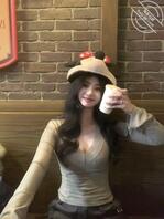 想要和爸爸们文爱，欣欣喜欢爸爸在评论区辱骂欣欣，可以给文爱的爸爸看私密照1