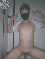 小狗音乐老师的首次发帖呀！深夜女厕露出哟！2