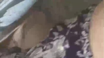 劲爆泄密父女乱伦门，农村父女乱伦