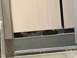 有没有大神教教我，怎么假装靠近然后偷拍0