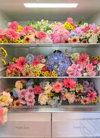 爸爸回来跟妈妈做“正经事”被支出去的我在歌厅被人玩穴0