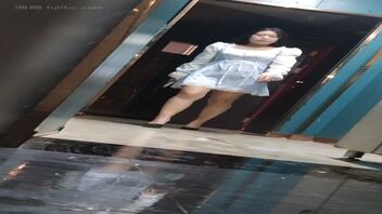 厕拍高跟女仆装（视频来喽）肥逼胖妹