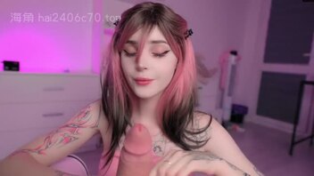 [唯美口活]粉色头发，粗大鸡巴，甜美的吸吮。