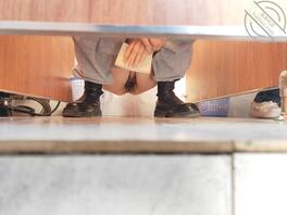 原创厕拍 戴眼镜的少妇2