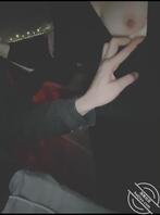 我和亲妹妹,昨晚想户外操我妹,可惜没成功。2