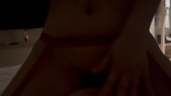 吊带黑丝反差女上2(结尾彩蛋)