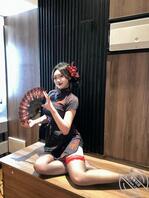 今天是中华娘哦，爸爸们的大鸡巴硬了没有啊？快点插进来1