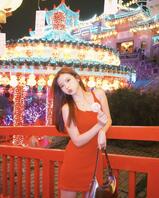 有事做，有人爱，有所期待。0