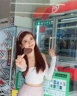 有事做，有人爱，有所期待。2