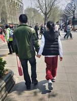 收能奉献女儿及全家女人的绿奴绿帽(假期接受线下互动)2