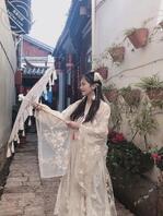 终于拍到这个入职了一年的极品同事的嫩逼2