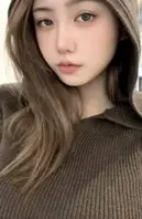 【山东极品骚货 李雪 开房被男友彻底征服 跪地深喉按头猛插调教沉沦 性爱全过程曝光】 山东姑娘李雪平时自拍看着清淡,跟男友开房后完全另一副样子。进门没多久就被按着跪下含住,后脑勺被按着往里送,接着换姿势被顶到发软。过程里表情、身体反应都被拍下来,从开始的紧到后来自己往前凑,整段互0