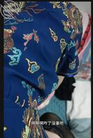 【我和我妈】狂艹穿上旗袍丝袜的老妈,让老妈抬头看着自己的骚逼被儿子草!2