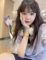 骚逼自慰，求射屏求评价1